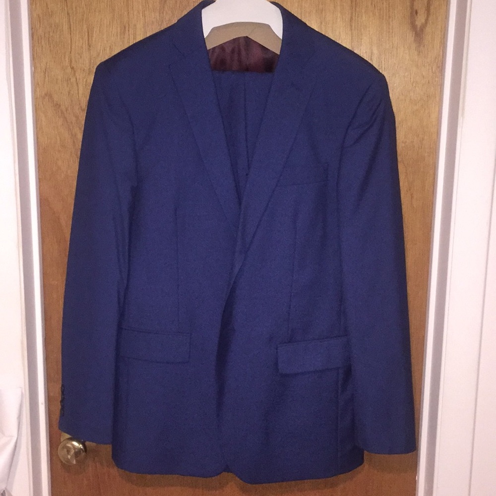 40 Long navy blue suit